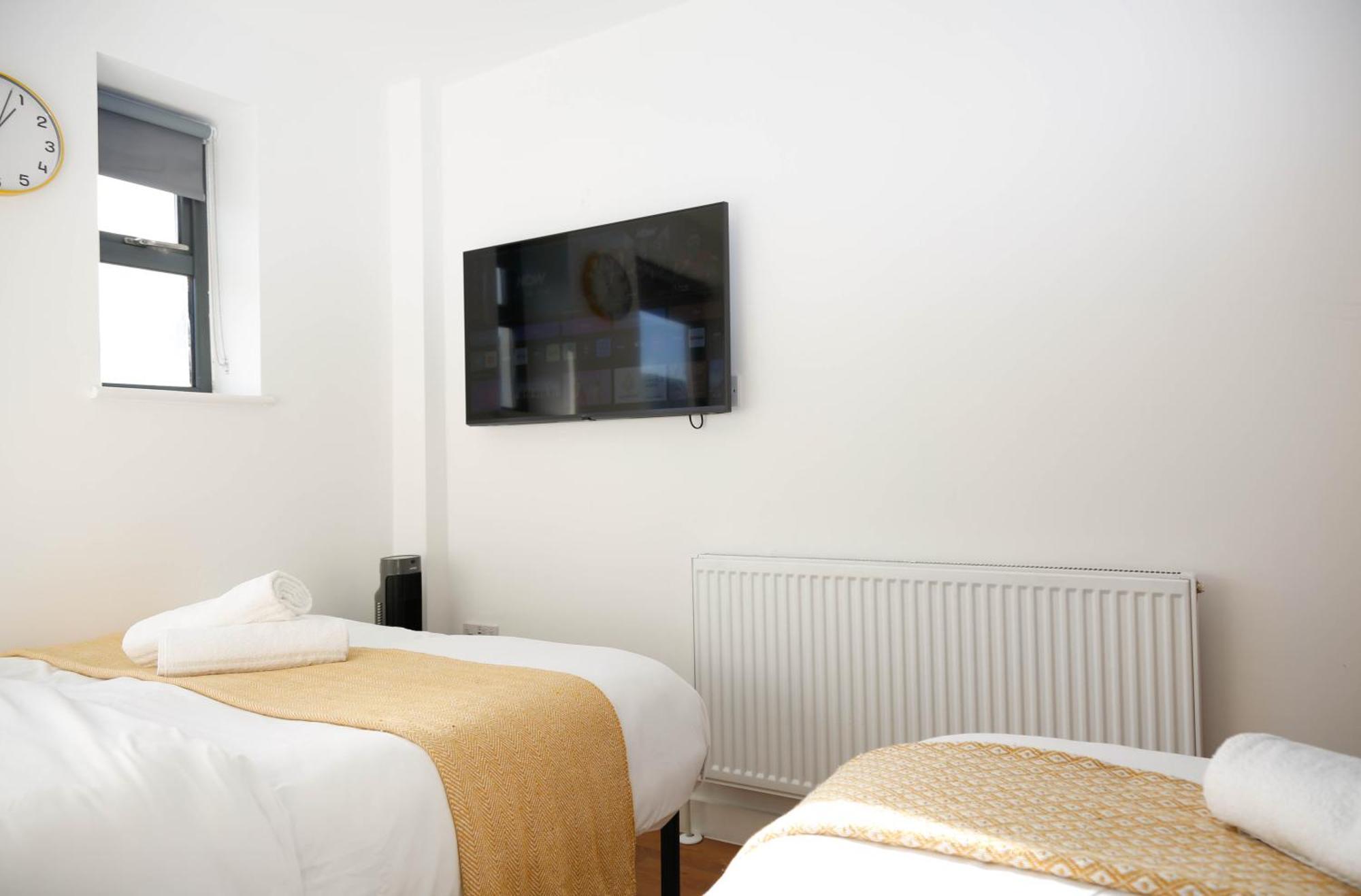 New Luxury Rooms In The Heart Of London Next To Shops, Cafes, Bars & Metro With Shared Bathrooms Exterior foto