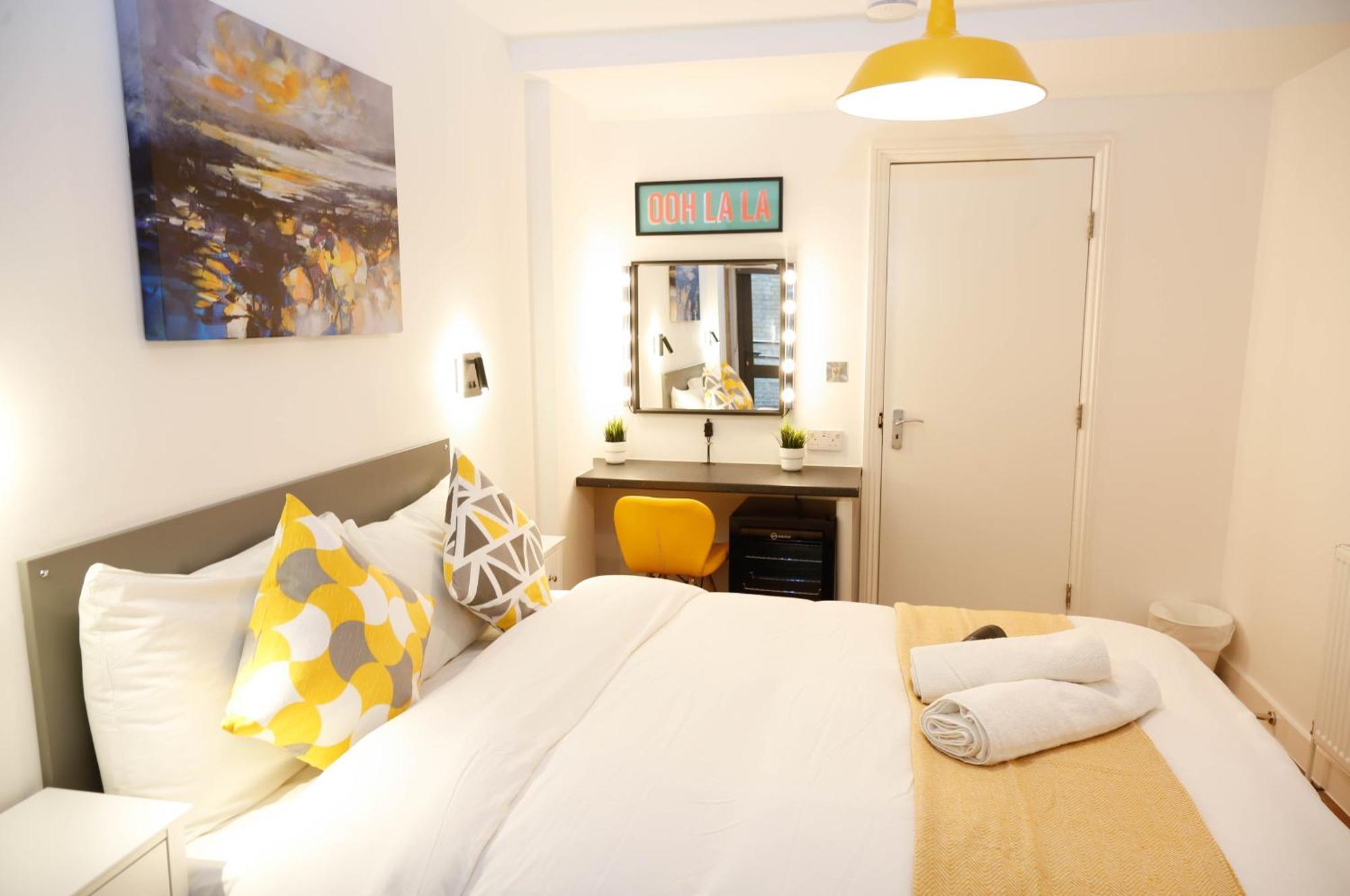 New Luxury Rooms In The Heart Of London Next To Shops, Cafes, Bars & Metro With Shared Bathrooms Exterior foto