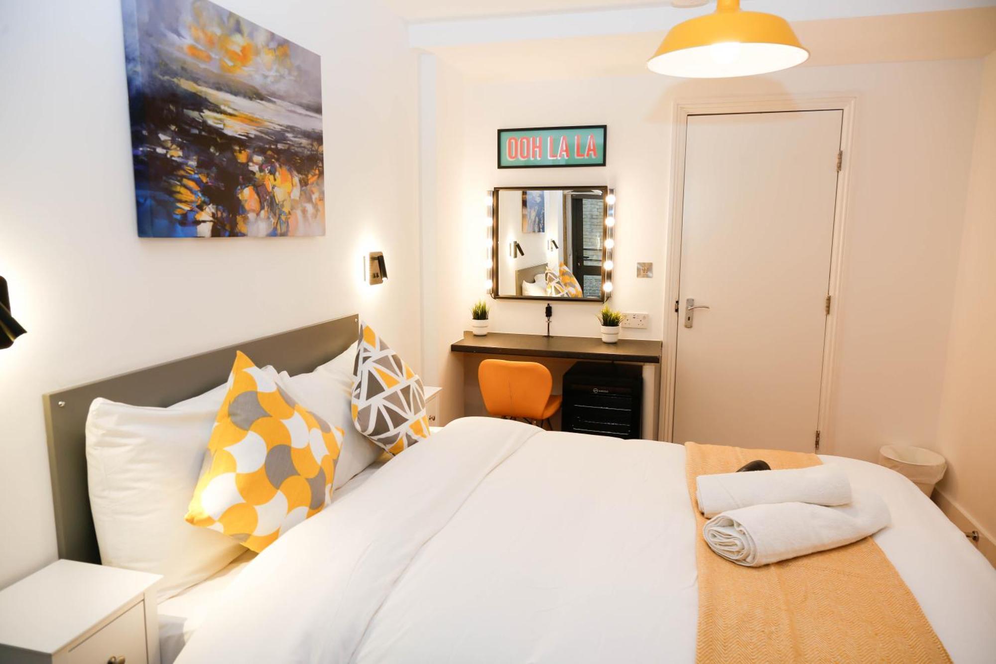 New Luxury Rooms In The Heart Of London Next To Shops, Cafes, Bars & Metro With Shared Bathrooms Exterior foto