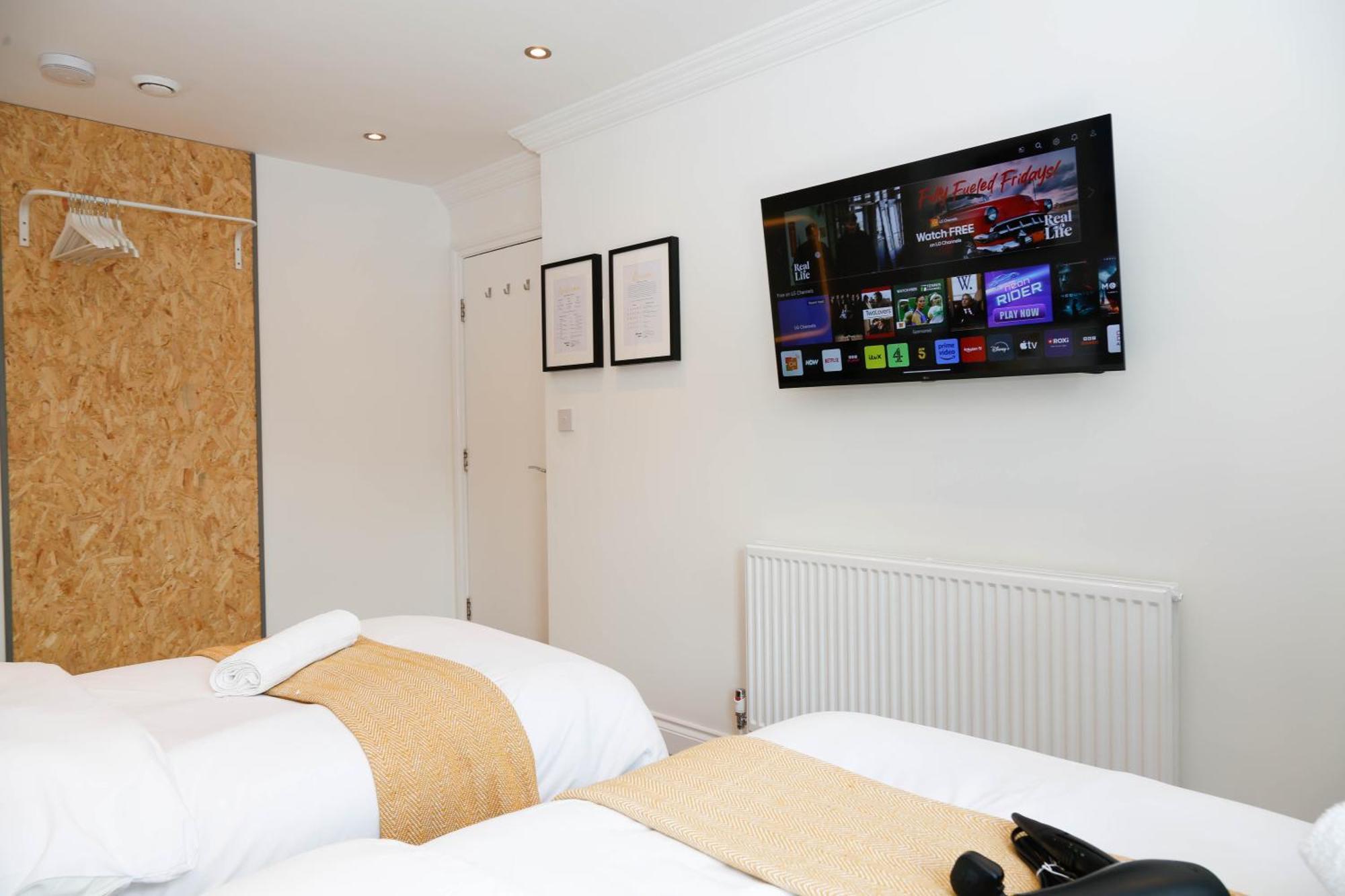 New Luxury Rooms In The Heart Of London Next To Shops, Cafes, Bars & Metro With Shared Bathrooms Exterior foto
